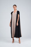 Beige (04) with Black (00) | Pleated Dress