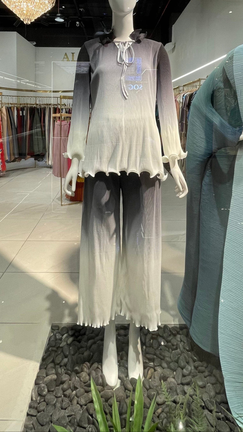 Black with Off white