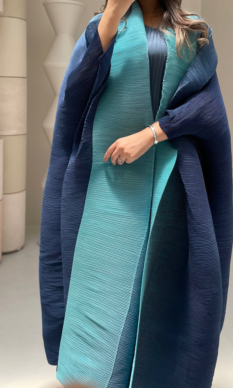 Blue (02) with Royal Blue (00)