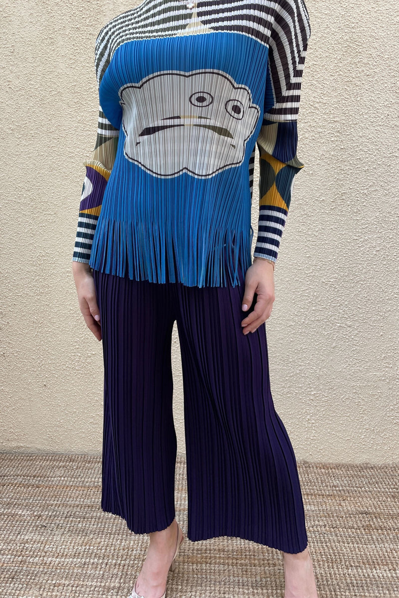 Baby Blue (02) with Smoky White (00)