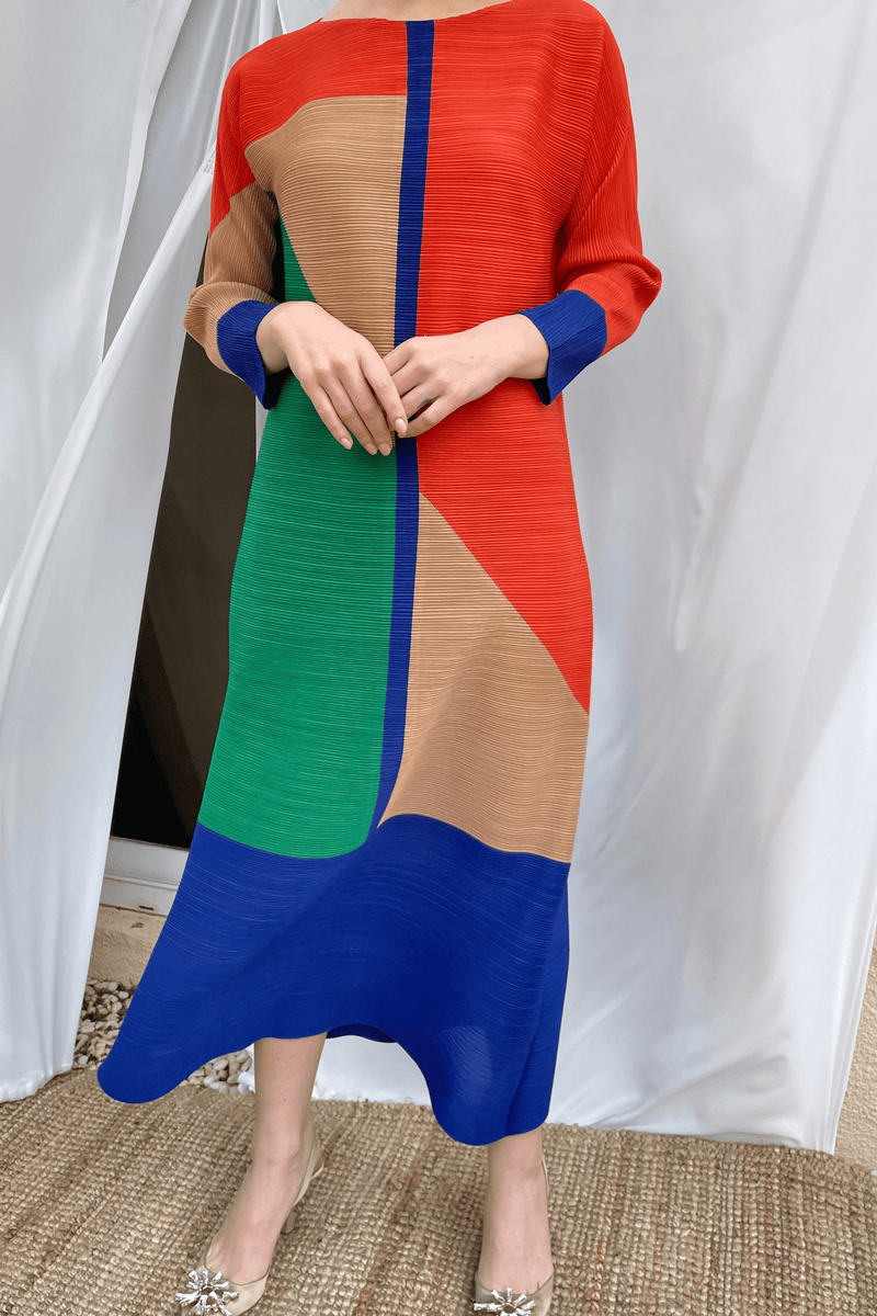 Orange (00) with Emerald Green (01)