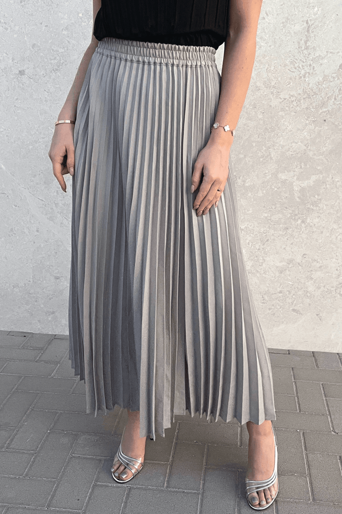 Buy Andrea Big Pleat A-Line Skirt For Women In Dubai | Alita Pleat ...