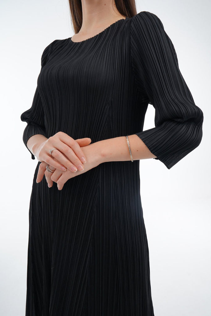 Black (00)
