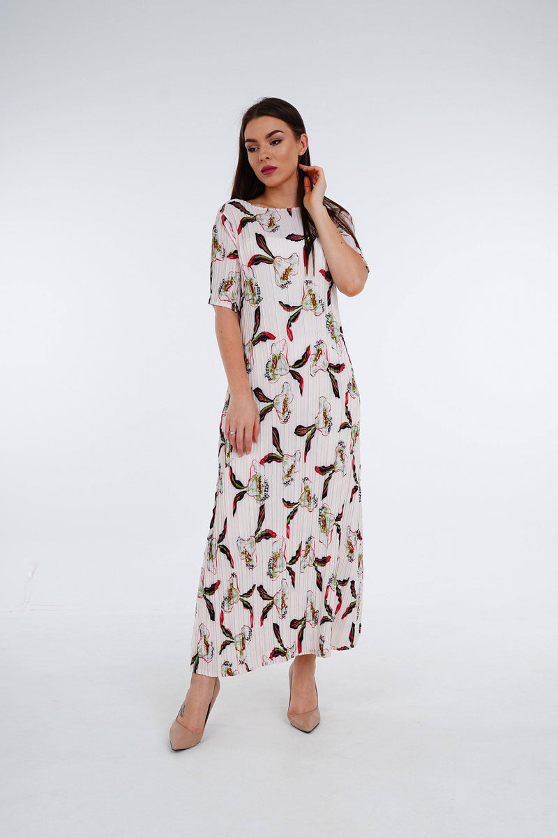 Light Nude with Big Flowers | Pleated Dress