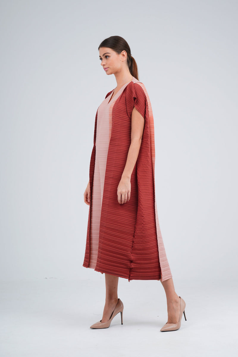 Peach (04) with Brick (00) | Pleated Dress