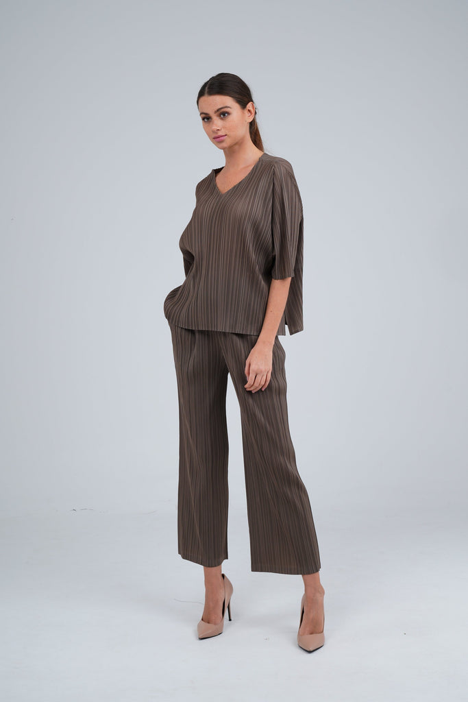 Beige (00)