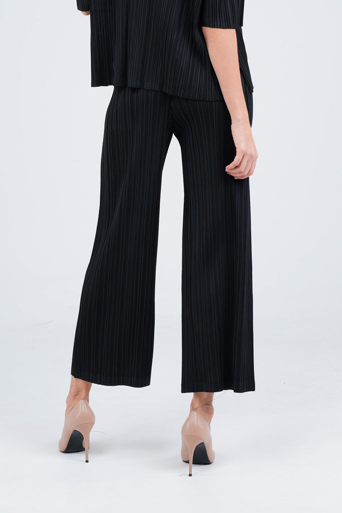 Black (00)