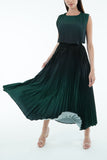 Black (00) with Emerald green (04)