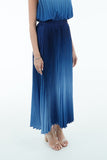 Royal blue (00) with baby blue (06)
