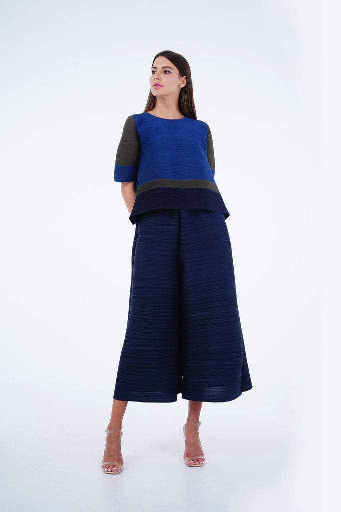 Olive Green (00) with Indigo (07) | Dress Pleated