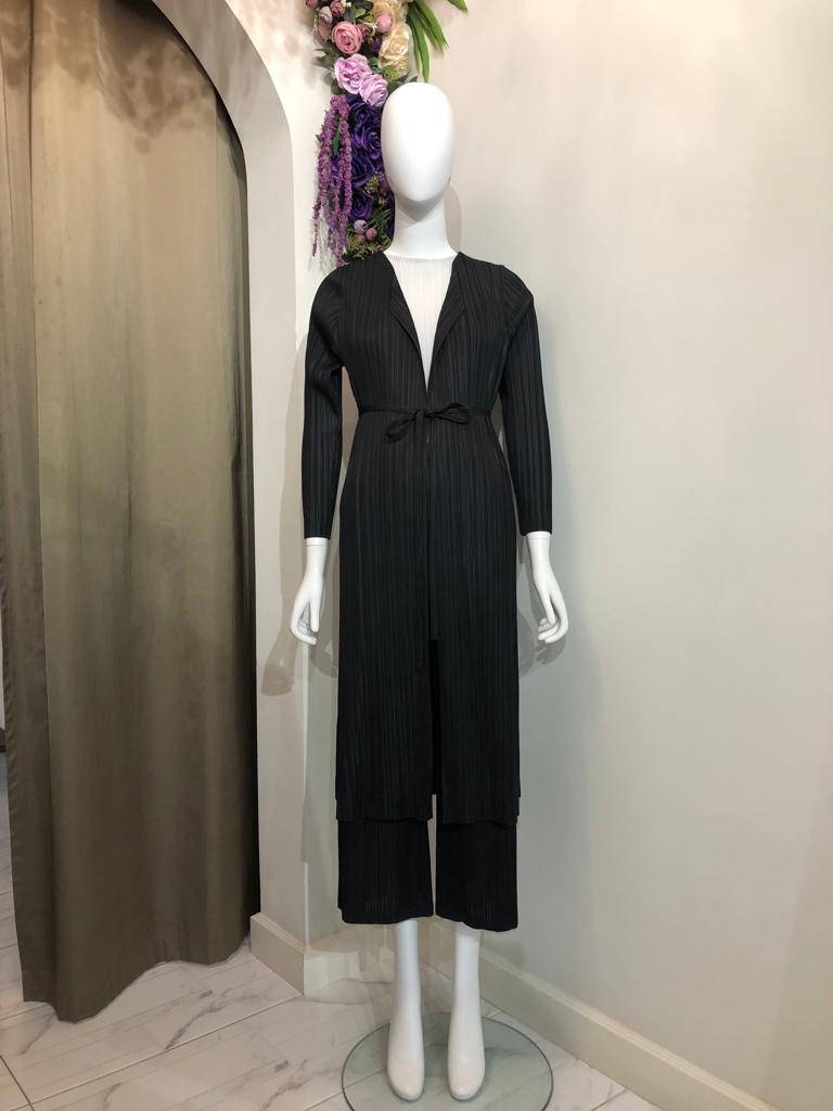 Ella Long Pleated Jacket With Thin Waist Belt